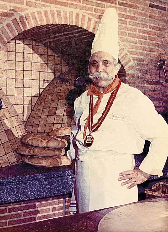 La judiada de la granja* 5 Toma╠us Urrialde. Jose╠u de Antonio