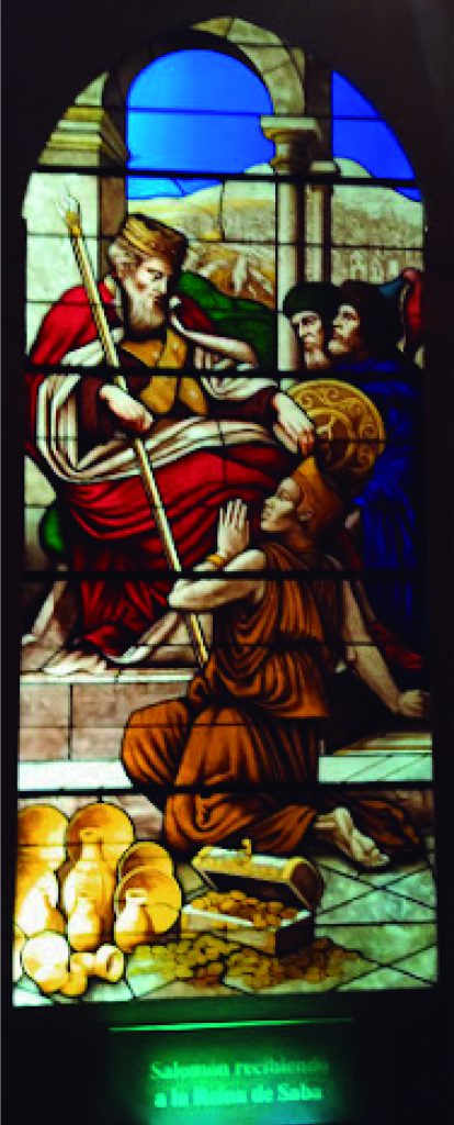 Vidriera de la Adoración de los Magos 2 Visita de la Reina de Saba.