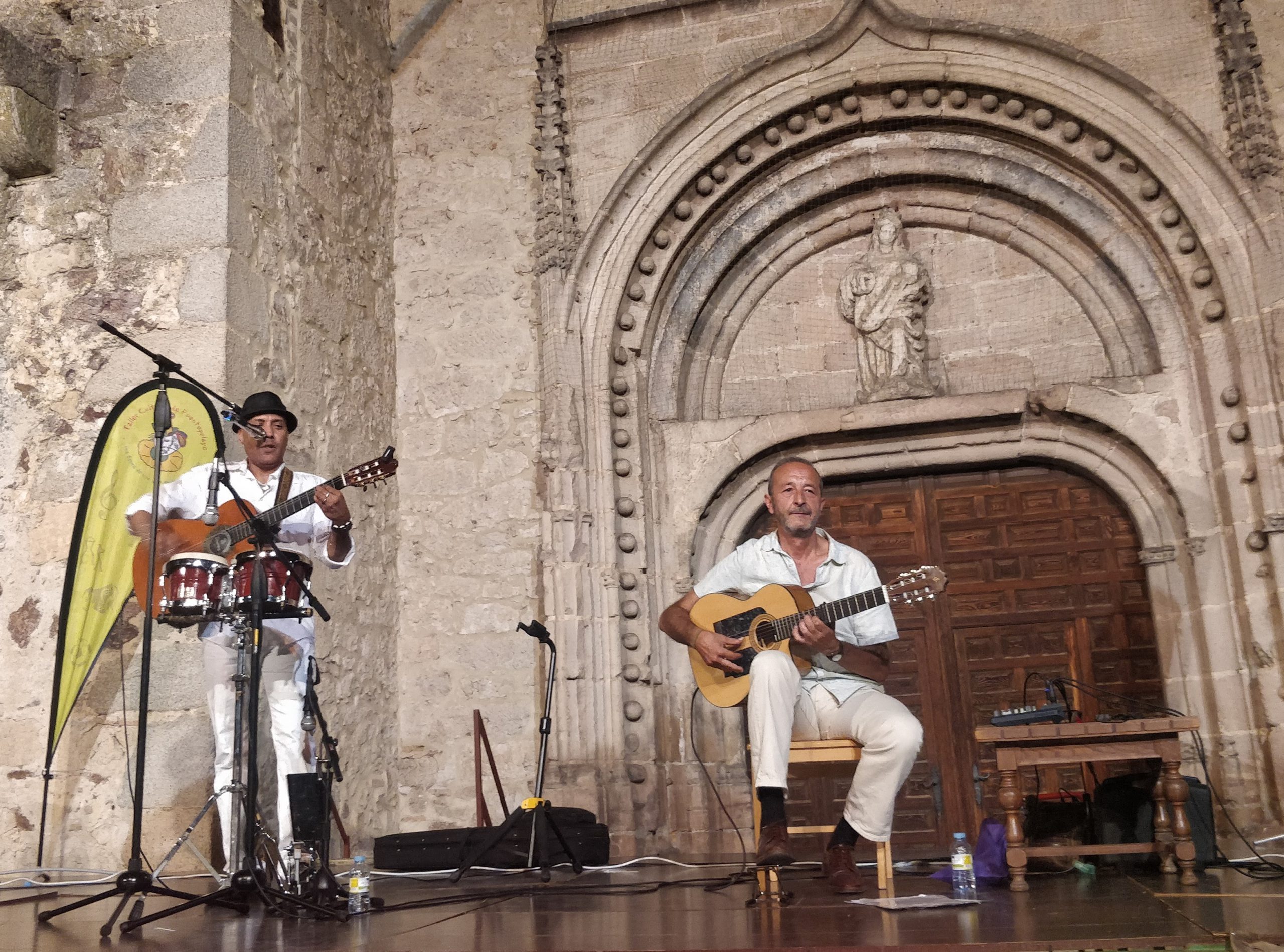 Mariano Mangas y Hosman Clenton en el concierto del día 29. / Juan Cruz Serrano