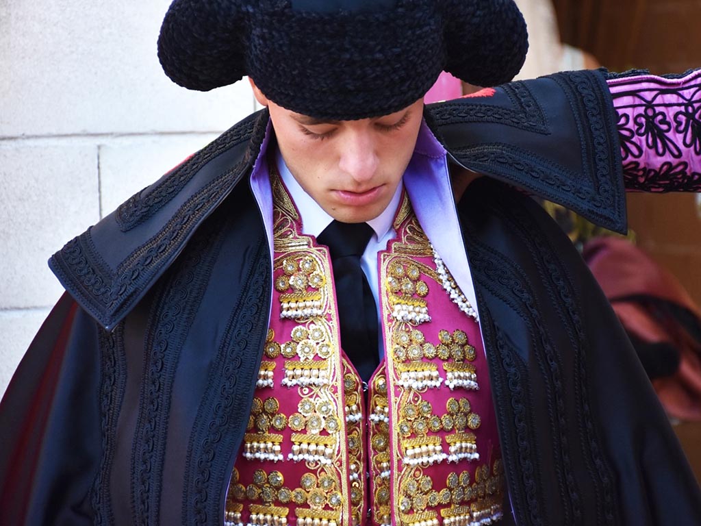 Saúl Sanz, con la mirada puesta en el debut con picadores 3 saul sanz