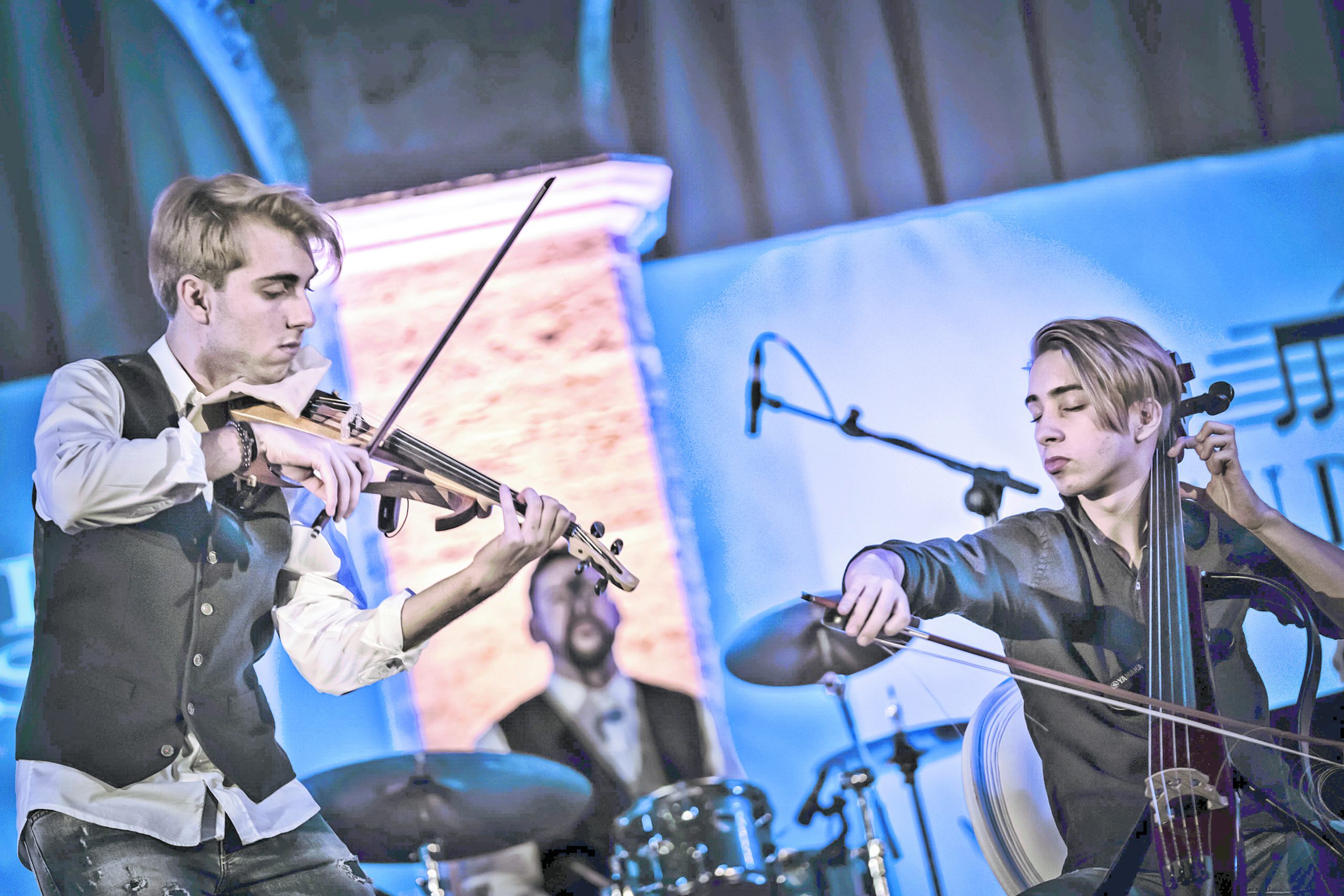 violinchi brothers scaled