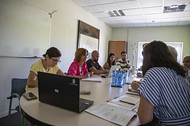 Imagen de la reunión entre Diputación, Tragsatec y SGFE.