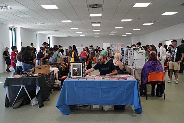 Aspecto del Centro Cívico de Nueva Segovia ayer durante el ‘SegoFreak’.