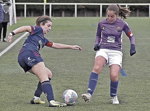 Imagen de archivo de un encuentro de liga provincial jugado por el Monteresma y la Gimnástica Segoviana. / JUAN MARTÍN-G. SEGOVIANA
