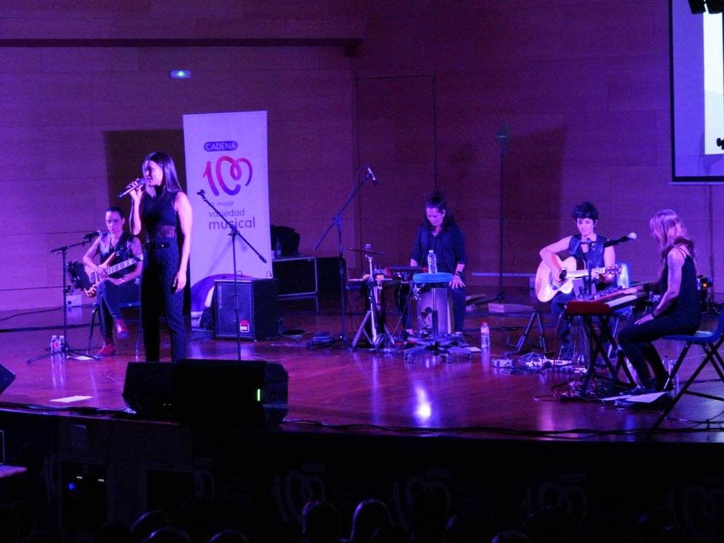 Concierto de Lorena Gómez, en el Conservatorio de Segovia. / MIGUEL ÁNGEL FERNÁNDEZ