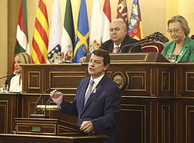 Alfonso Fernández Mañueco durante su intervención ayer en el Senado.