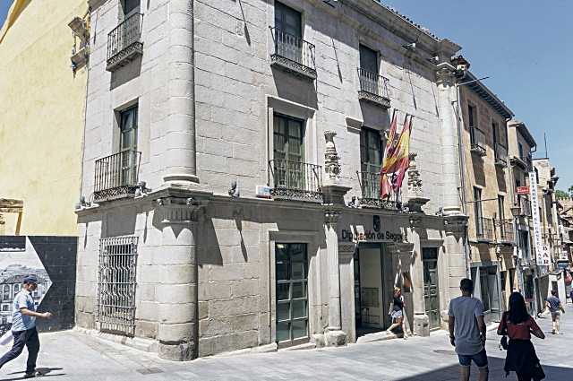 La Junta ha aprobado siete expedientes antiguos para ser BIC en Segovia en esta legislatura... y subirán a ocho 2 La Casa del Sello de Paños llevaba desde 1973 esperando su declaración como BIC.