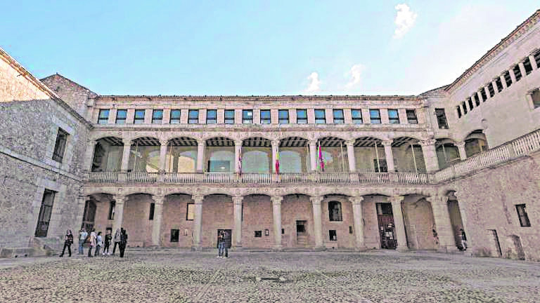 Fachada del instituto.