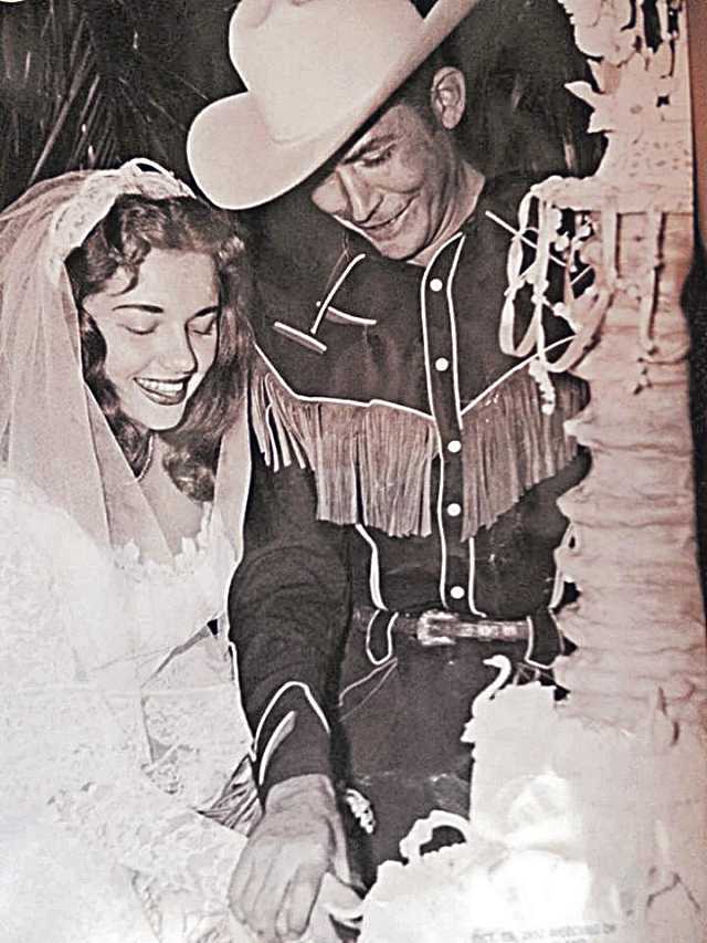 Hank Williams y Billie Jean en su “celebre” boda. Hank Williams y Billie Jean en su “celebre” boda.