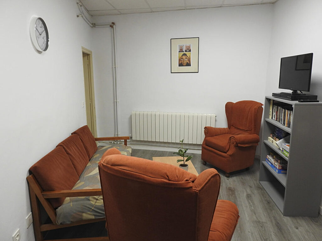 Un vistazo a la sala de estar del espacio. Un vistazo a la sala de estar del espacio.