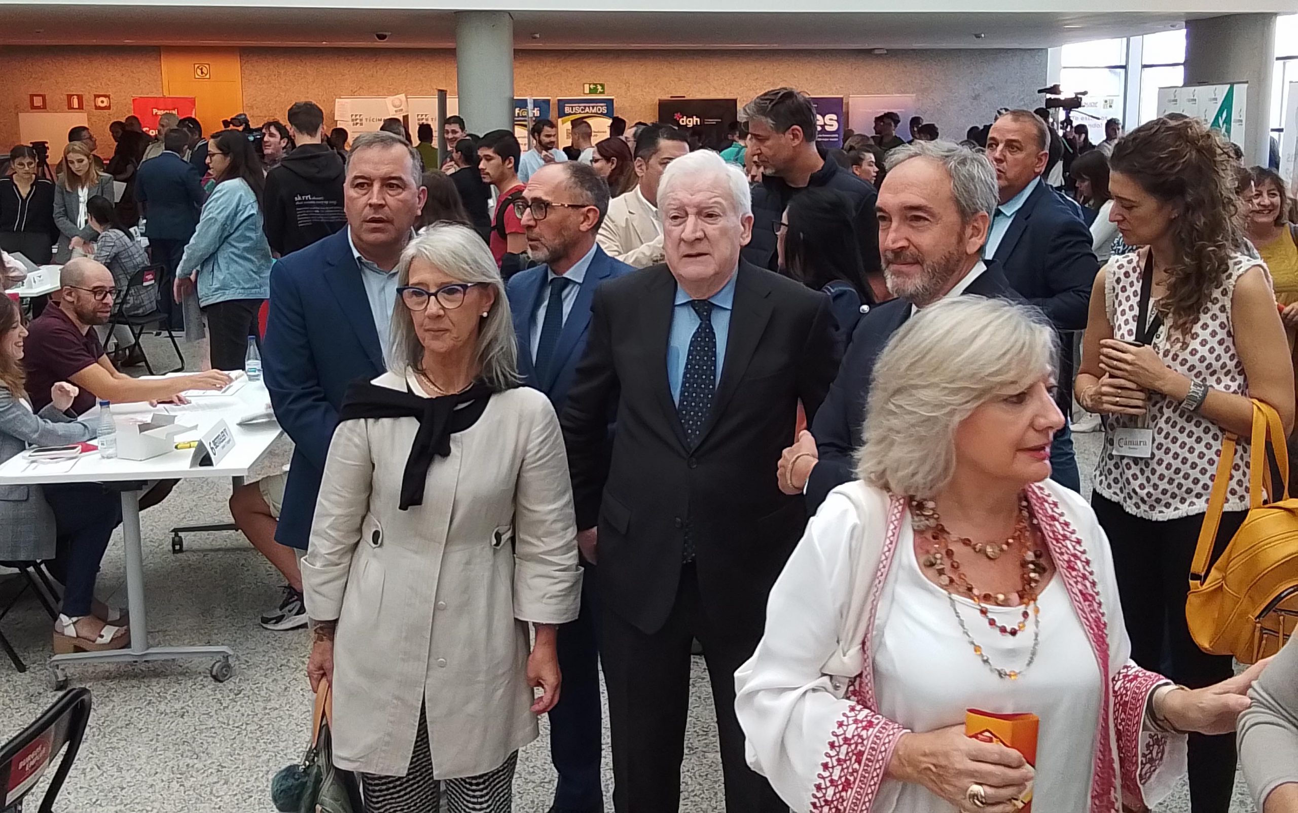 Inauguración de la Feria de Empleo y Emprendimiento “Burgos Emplea”. / Ricardo Ordóñez