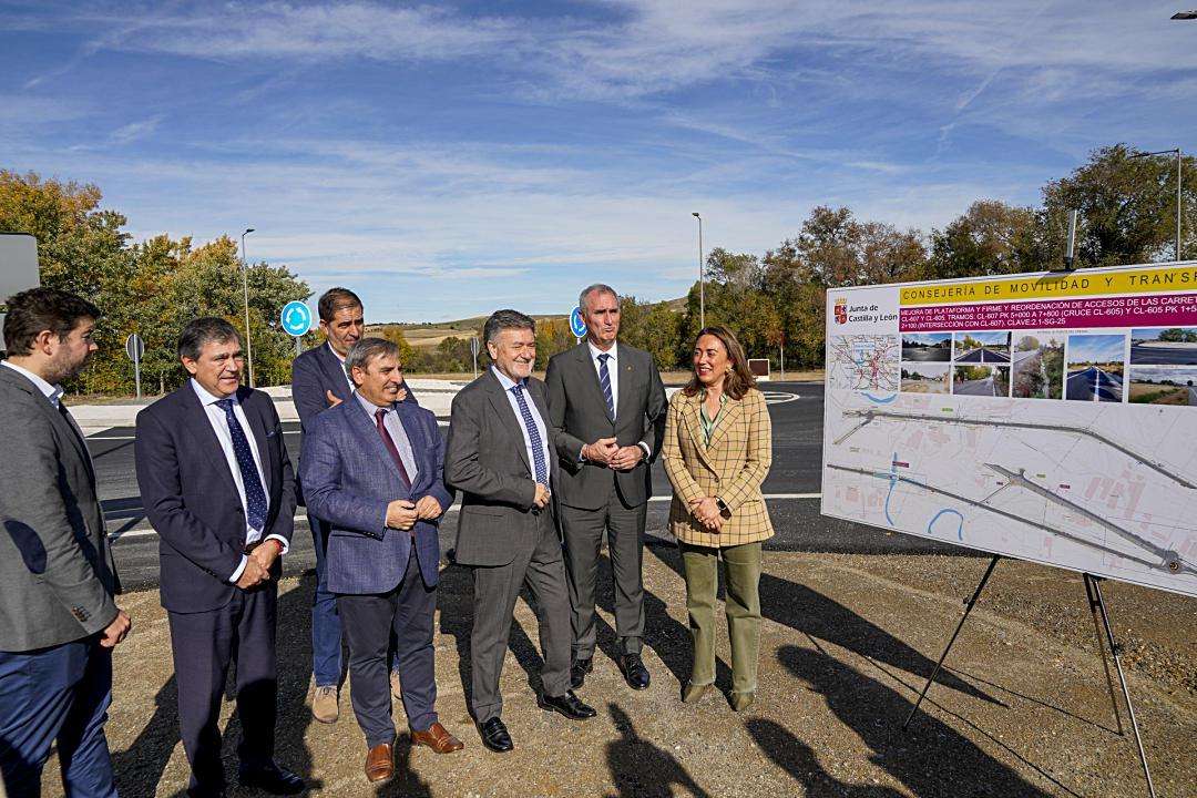 Inauguración Obras CL605 607 Consejera María Gonzalez