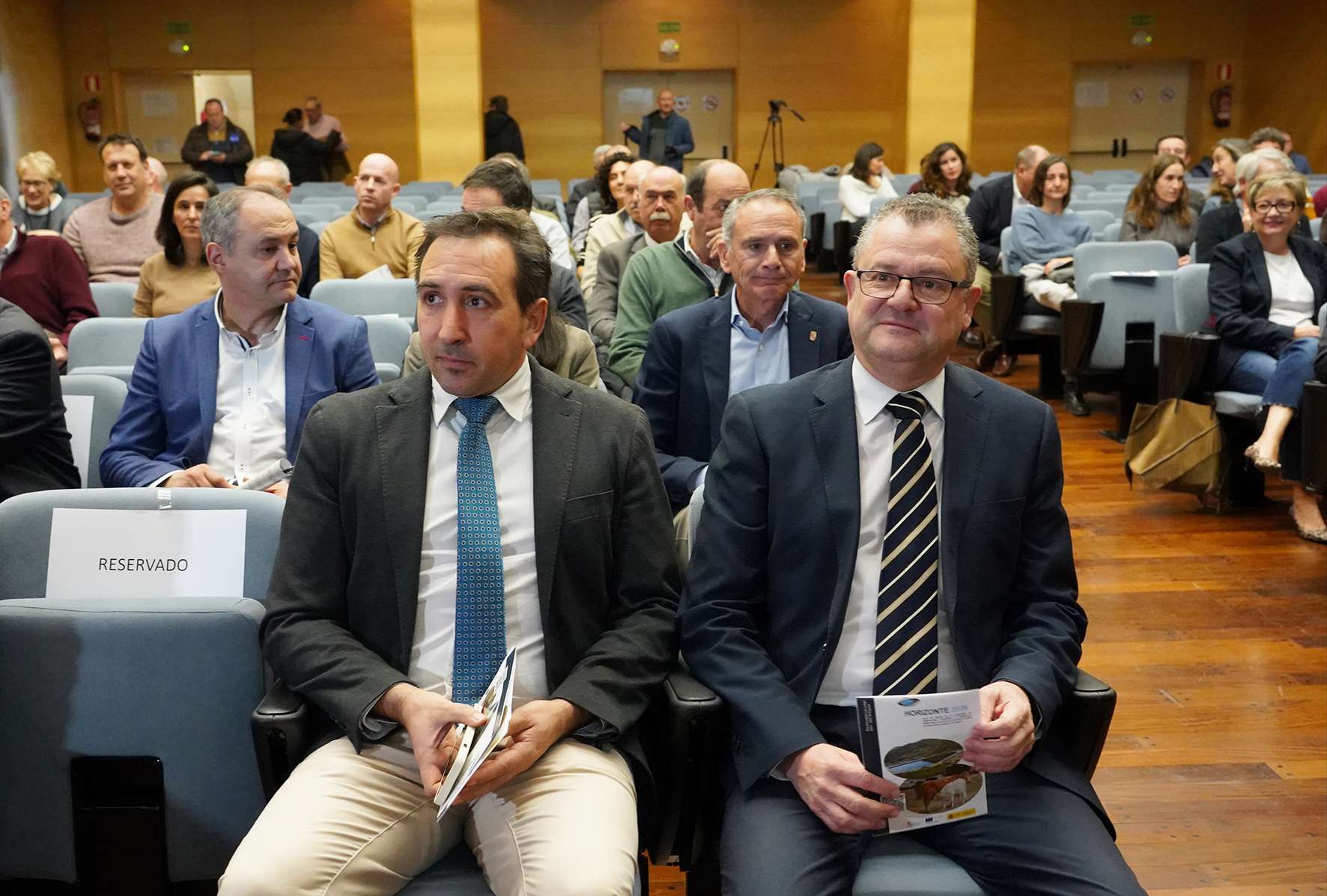 Presentaci�el 'Plan de balsas para la mejora de las explotaciones de la ganader�extensiva y su �ito'