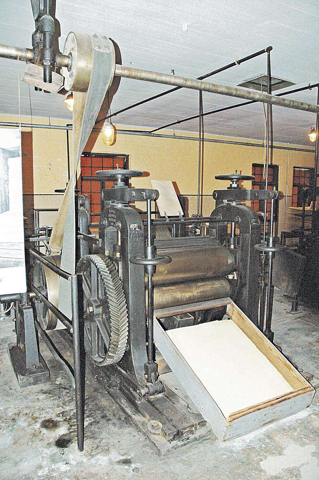 El motín de las Hilanderas 1 Máquina de lienzos llamada Calandria. / Eduardo Juárez