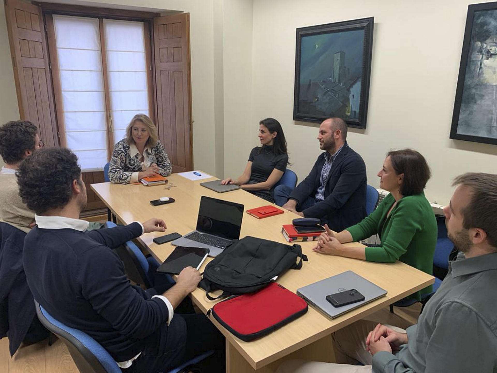 Reunión entre Turismo Segovia y Fever.
