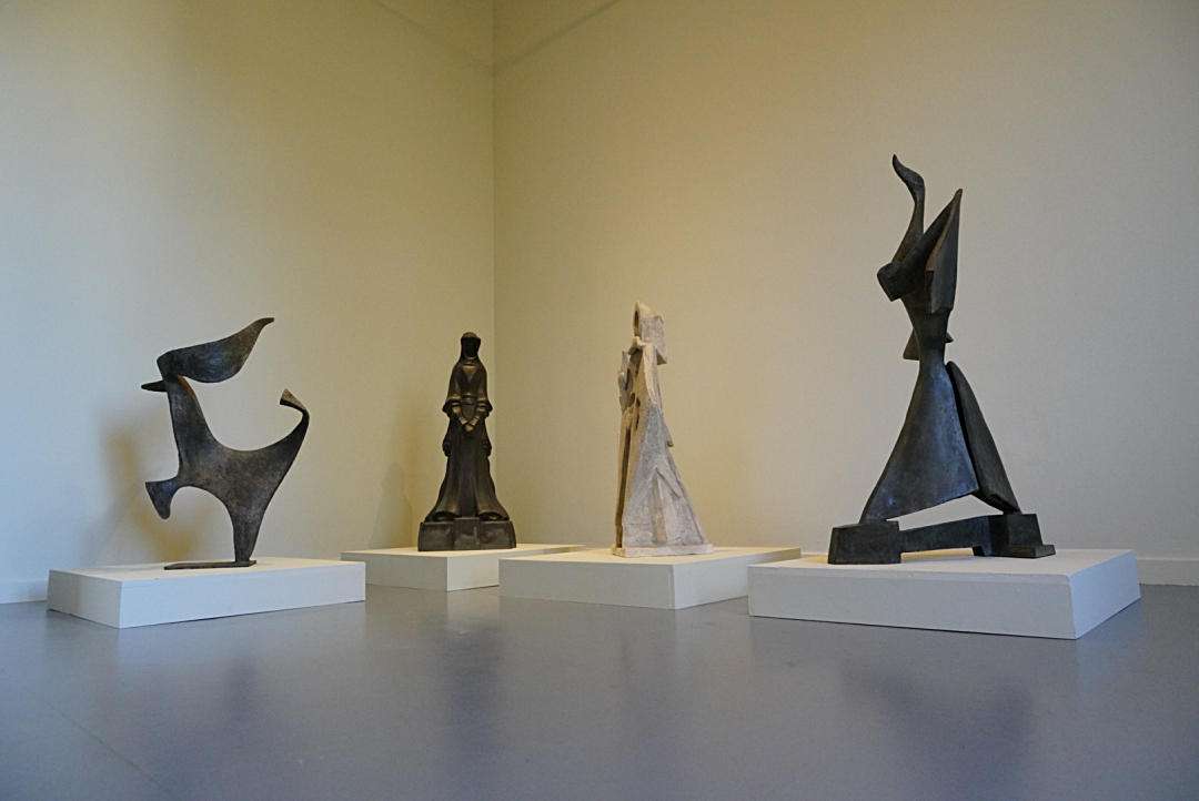 Algunas de las esculturas de la Colección Fundación Capa.