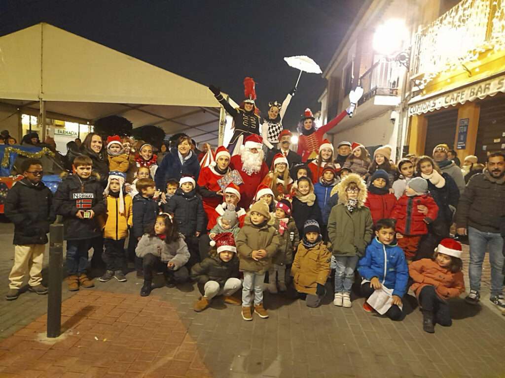 Espectáculo circense en Cantimpalos. Espectáculo circense en Cantimpalos.