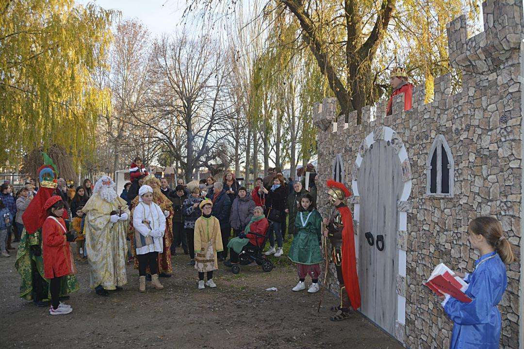 Escena de un pasado Belén Viviente en Nava de la Asunción.