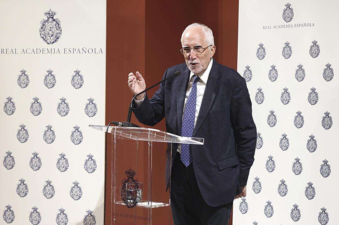 El año que el Cervantes sonrió a Luis Mateo y Concha se despidió 1 Luis Mateo Díaz, premio Cervantes 2023. Juan Lázaro.