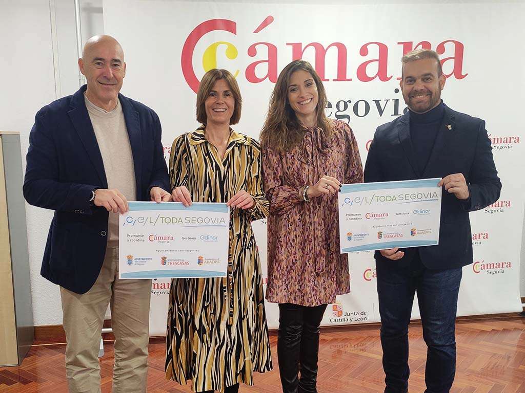 Óscar Moral, Magdalena Rodríguez, María José Tapia y Borja Lavandera. / EL ADELANTADO