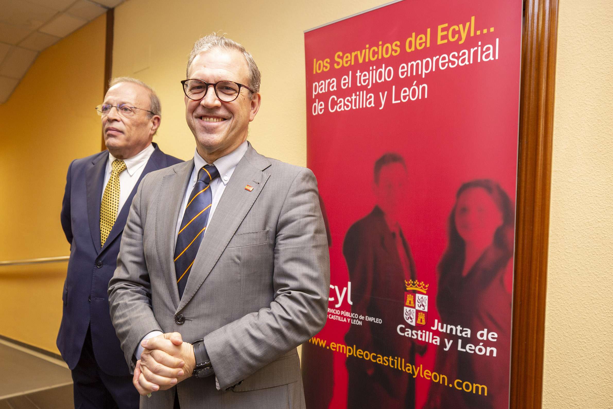 El consejero de Industria, Comercio y Empleo, Mariano Veganzones, clausura los programas mixtos de Ávila