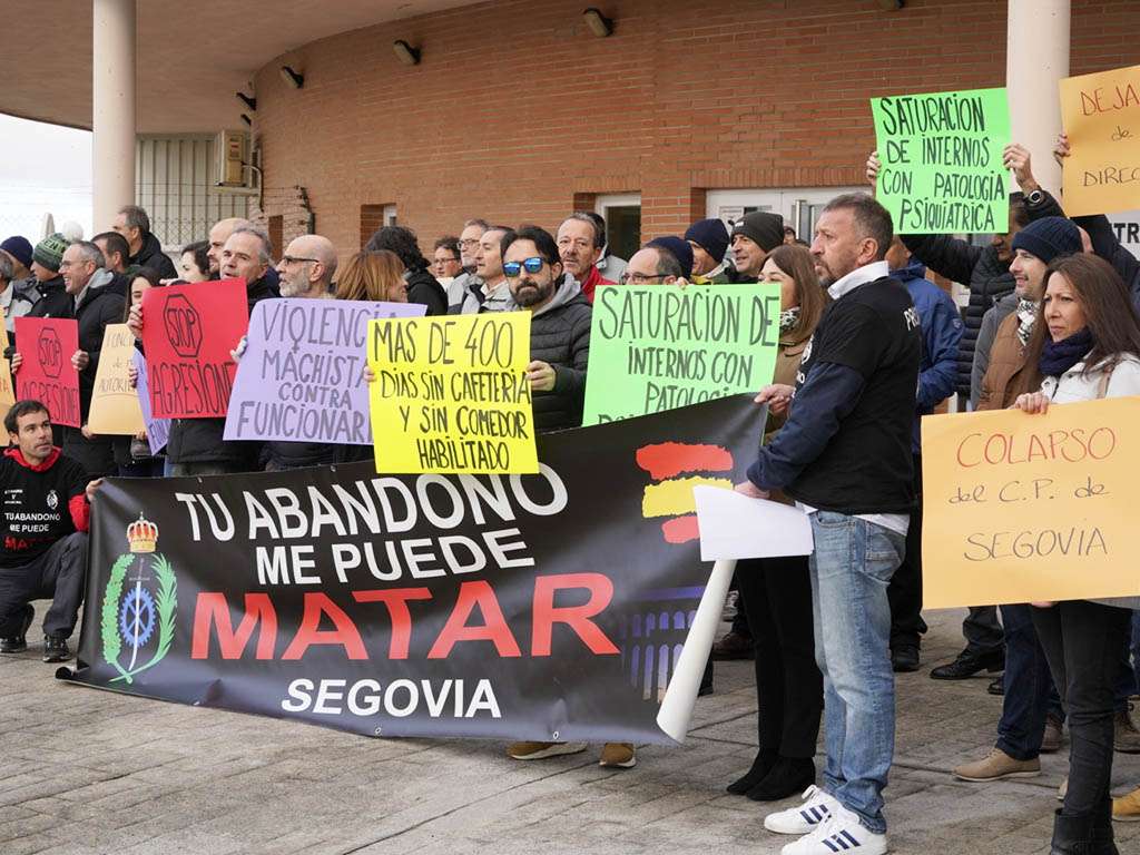 Funcionarios de prisiones