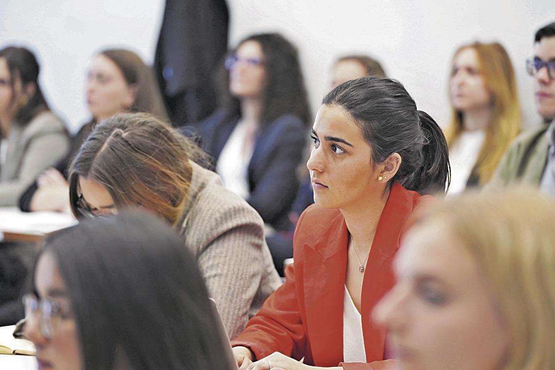 IE es la 18ª del mundo y la primera de España en empleabilidad según el prestigioso ranking de Emerging.