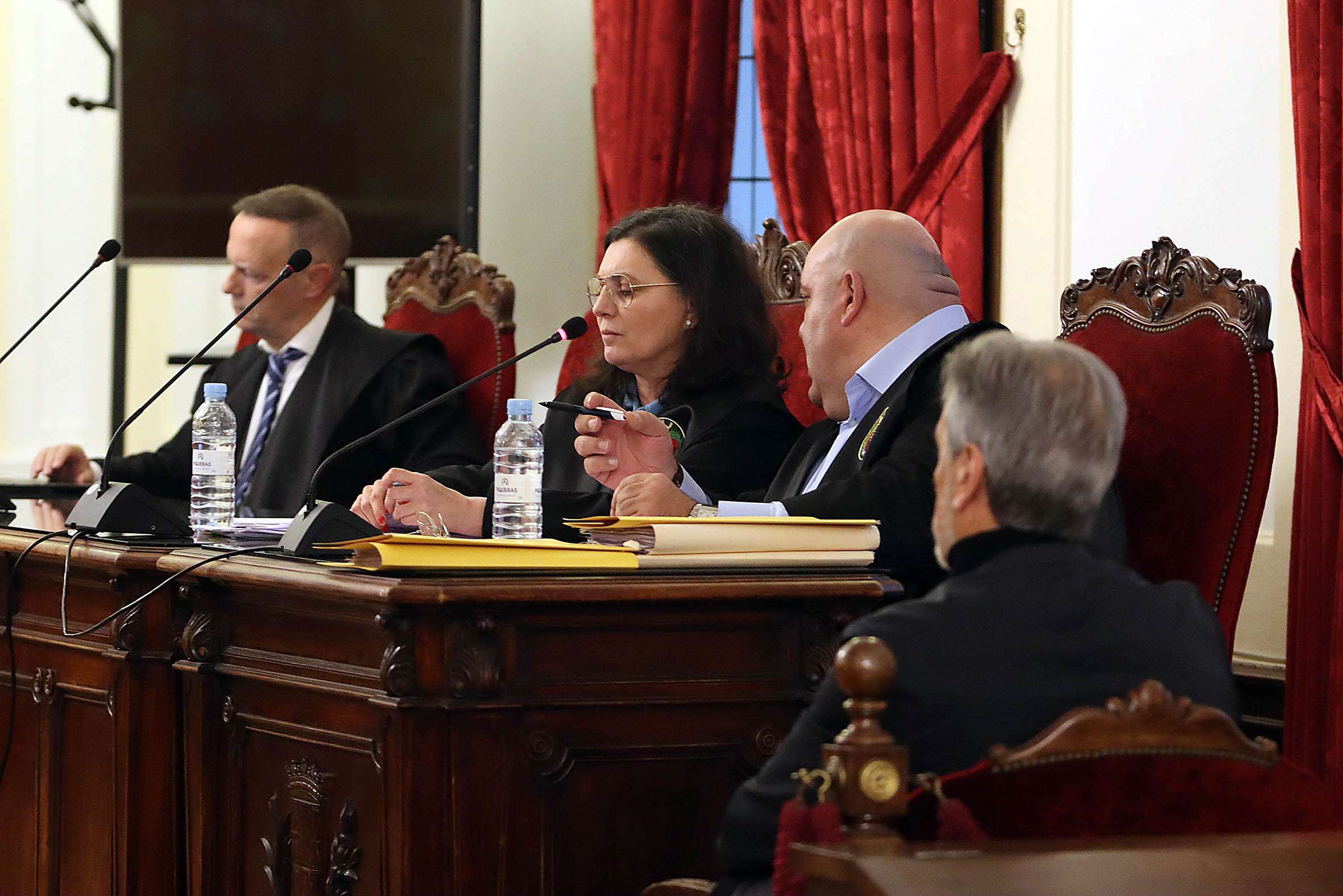 Inicio del juicio contra el expolítico berciano Pedro Muñoz por tentativa de homicidio sobre su exmujer