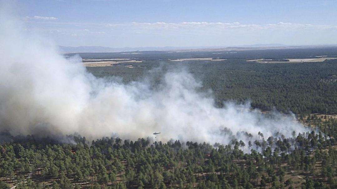 Incendio en el monte de San Benito de Gallegos.
