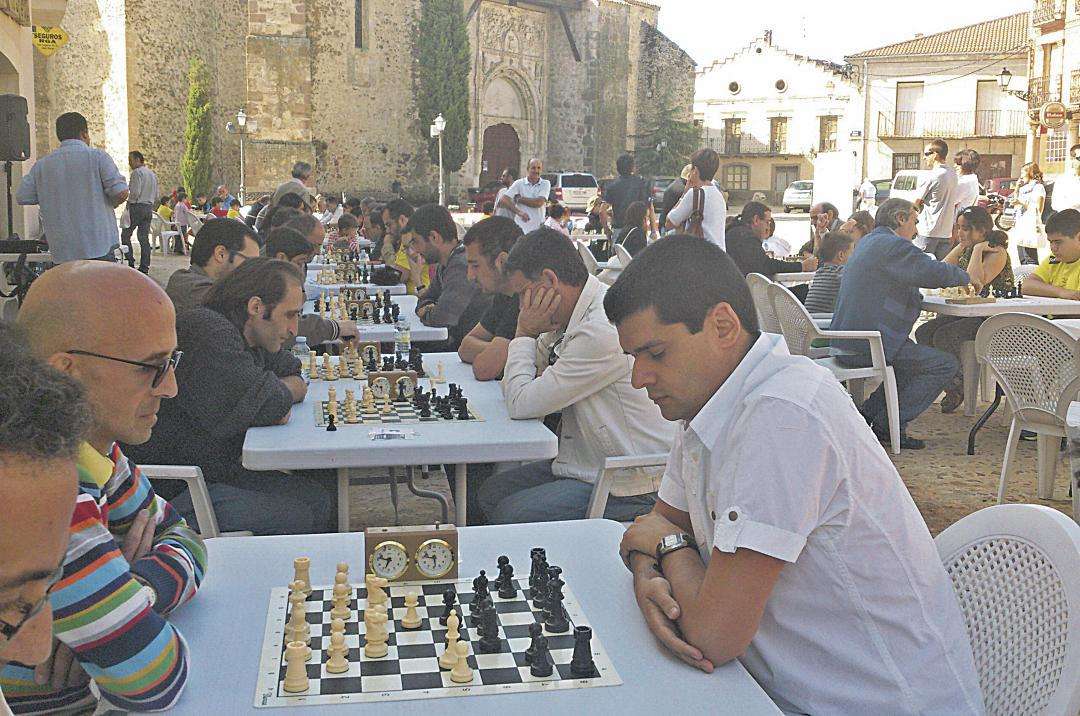 Ajedrez en Fuentepelayo.