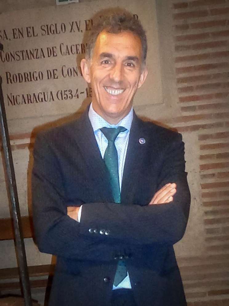 El doctor Enrique Gallego Lázaro dará la conferencia de hoy.El doctor Enrique Gallego Lázaro dará la conferencia de hoy. El doctor Enrique Gallego Lázaro dará la conferencia de hoy.