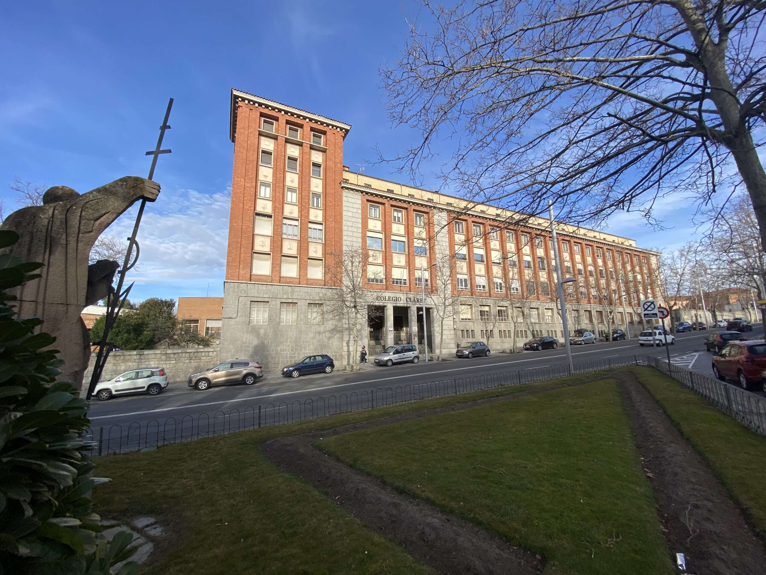 Vista general de la Plaza del Azoguejo durante el acto de homenaje a la Policía Nacional.