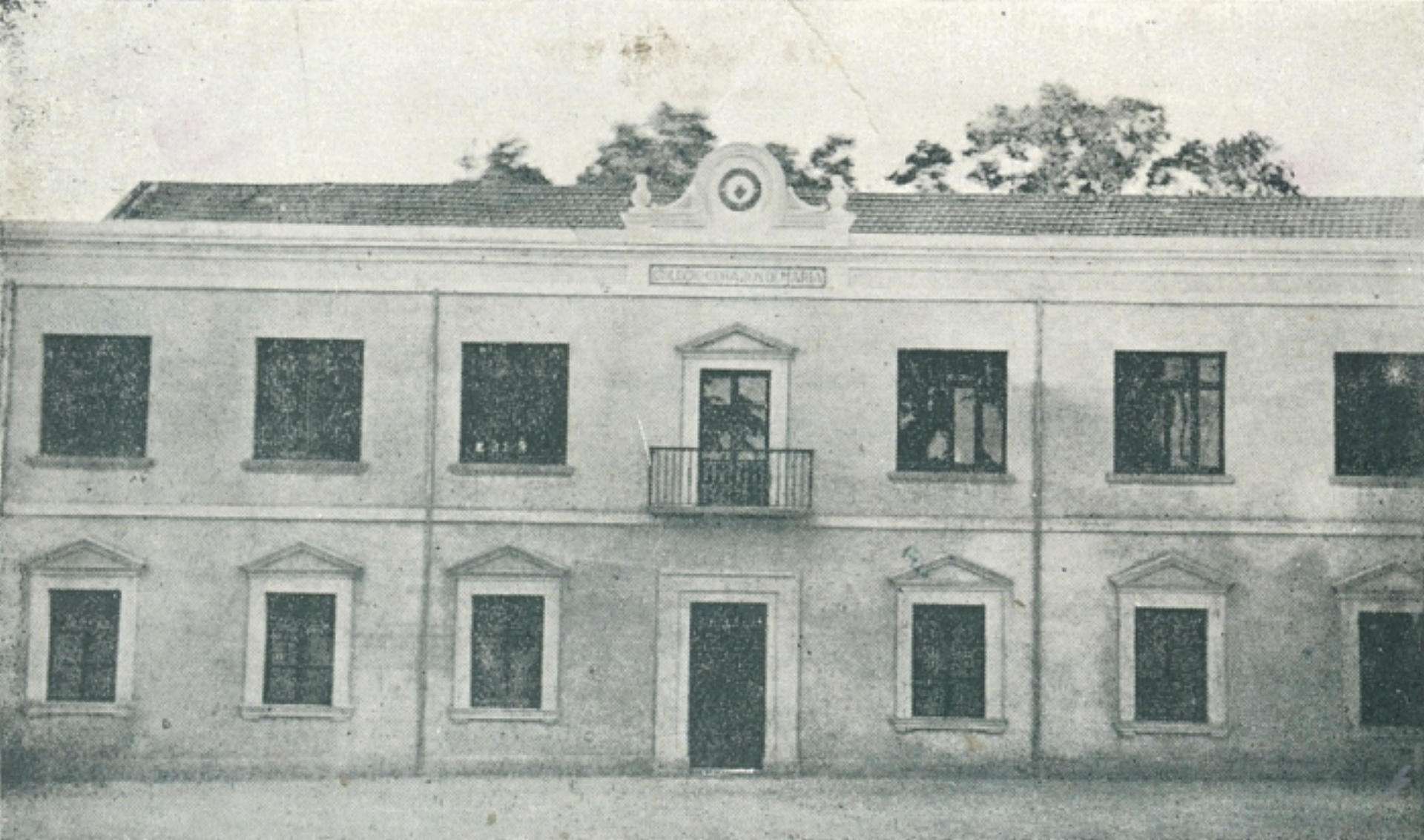 Foto antigua de las instalaciones del colegio Claret en Segovia. Foto antigua de las instalaciones del colegio Claret en Segovia.