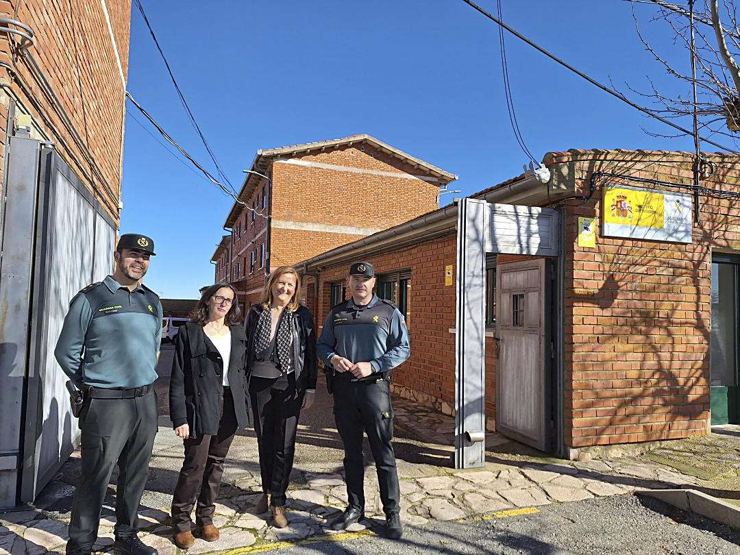 Rueda y Cristóbal con dos agentes de Boceguillas
