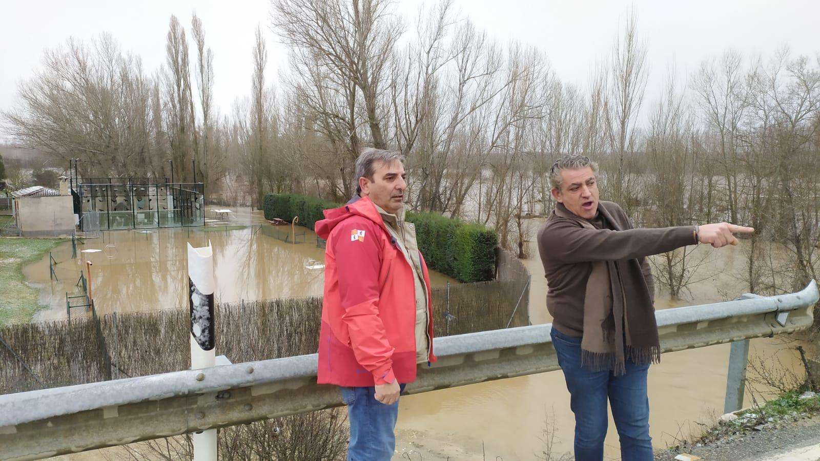 El delegado territorial en la visita realizada esta mañana a San Miguel de Bernuy.