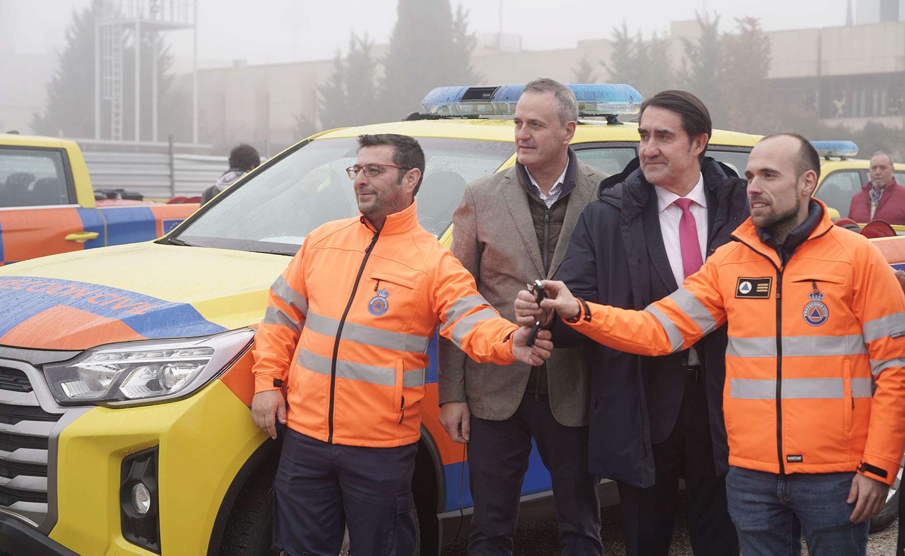 Entrega de 60 vehículos a la Agencia de Protección Civil y Emergencias