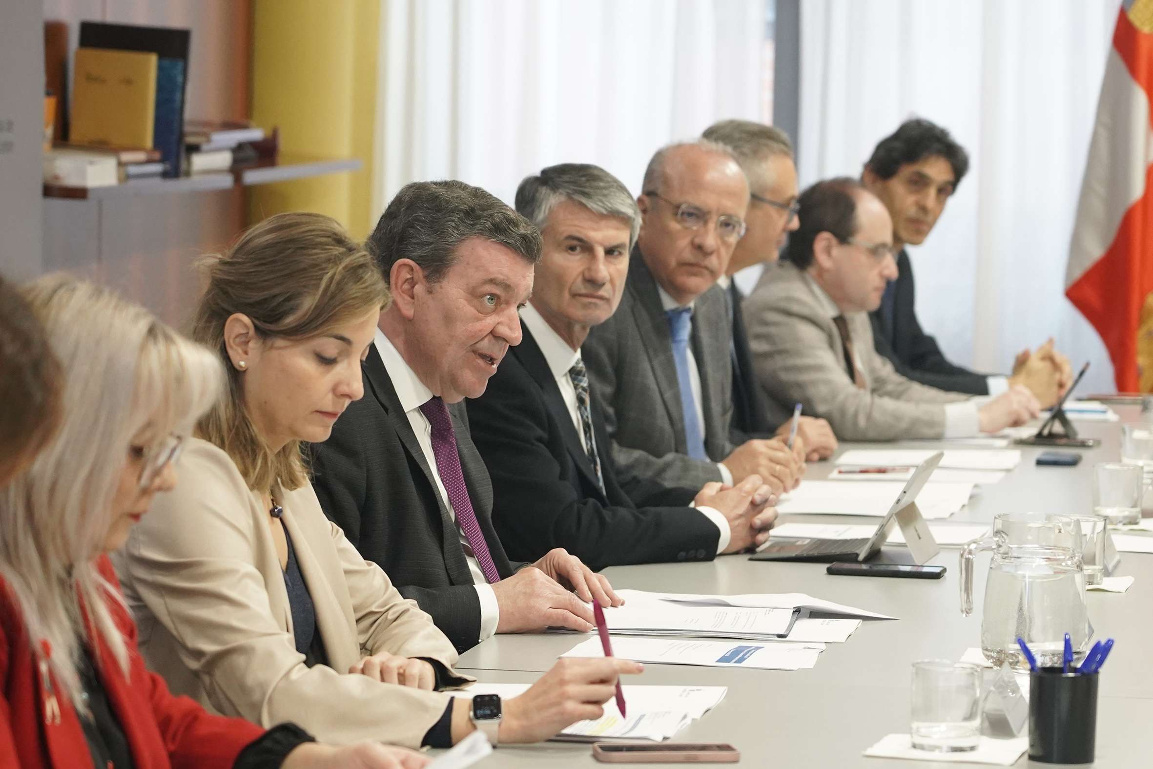 El consejero de la Presidencia preside el Consejo de Castilla y León de Cooperación para el Desarrollo