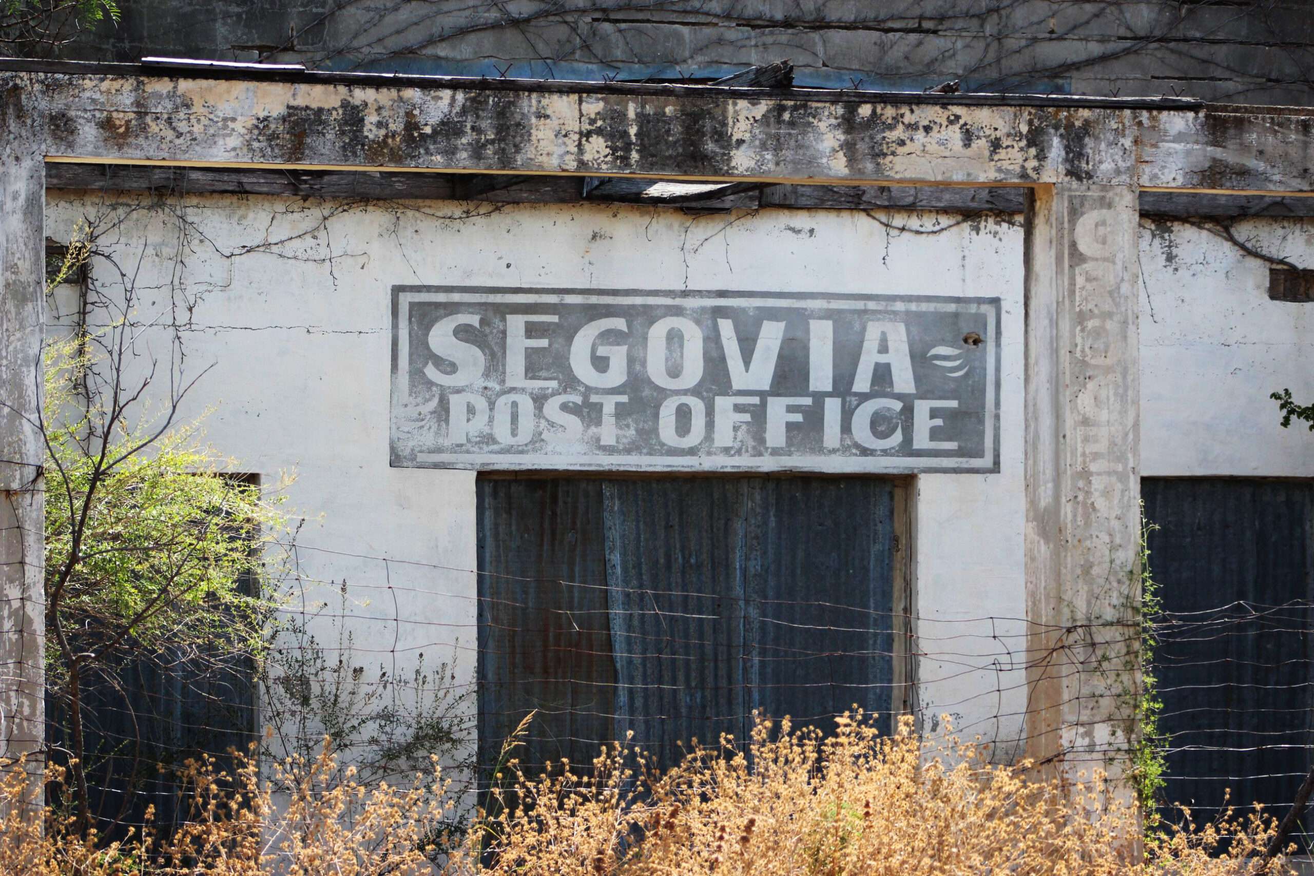 Oficina de correos abandonada de la Segovia que se encuentra en el Estado de Texas.