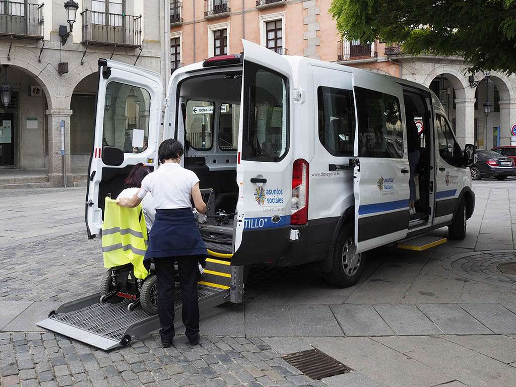 Trabajos del Área de Asuntos Sociales de la Diputación. / EL ADELANTADO