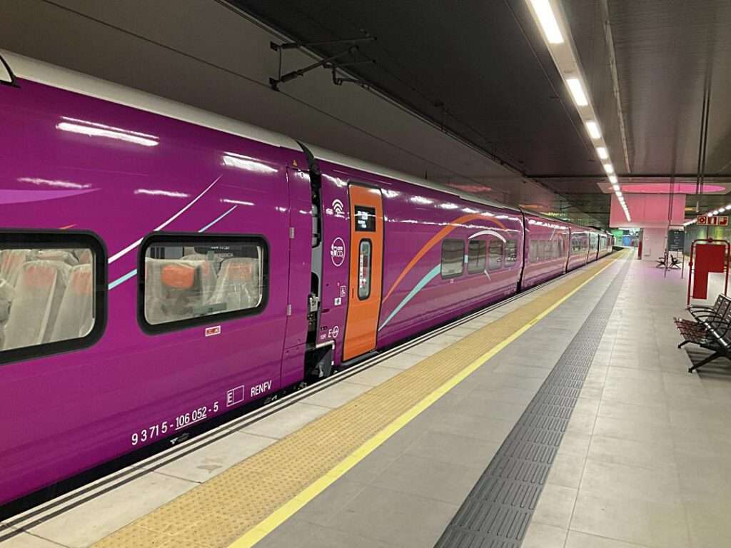 Un Avlo en pruebas atraviesa por primera vez la Cordillera Cantábrica