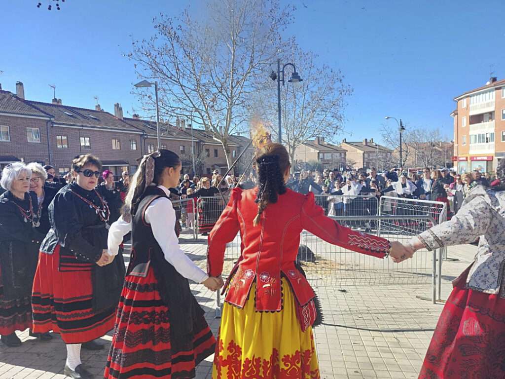 Quema del pelele en Nueva Segovia. Quema del pelele en Nueva Segovia.