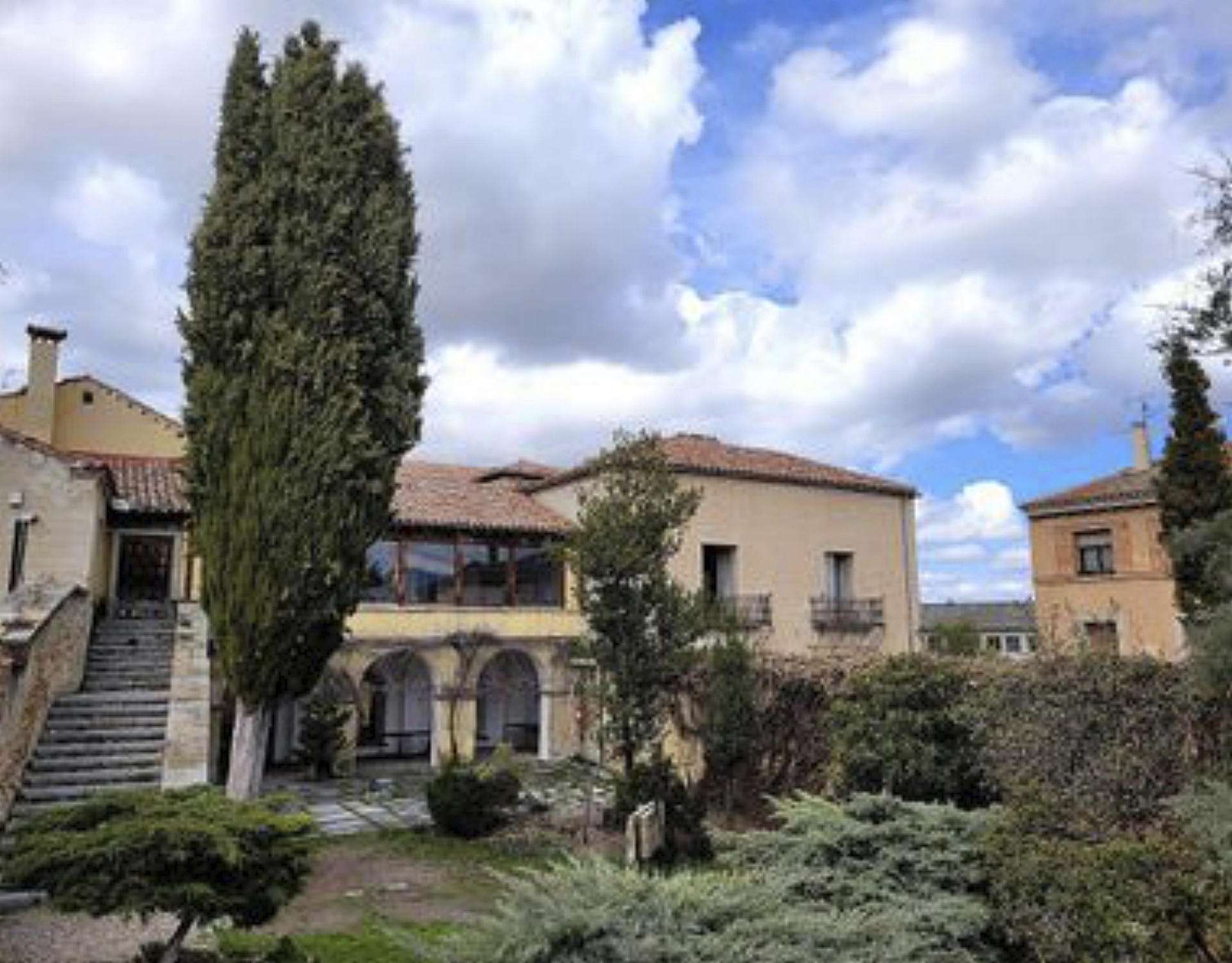 El jardín del Seminario y… 1 Jardín del palacio de los Lama. Foto: Glenn Murray.