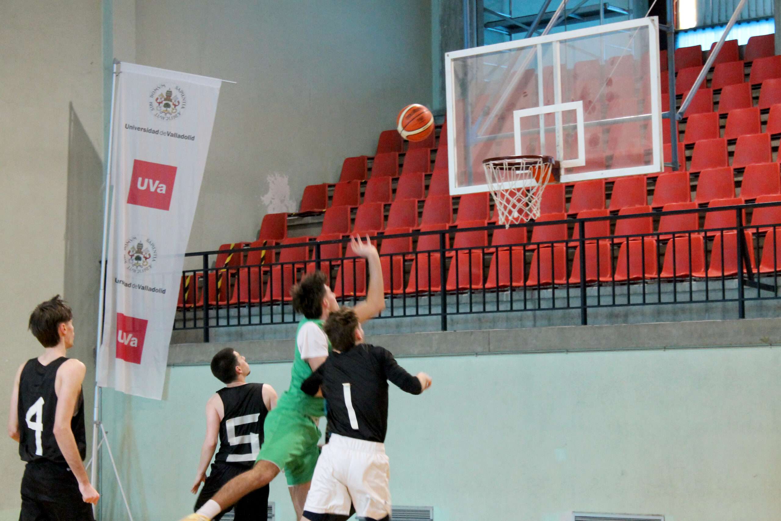 Partido entre la F. Edu SG Vs F. Comercio Va. / Asociación Alfil Juvenil