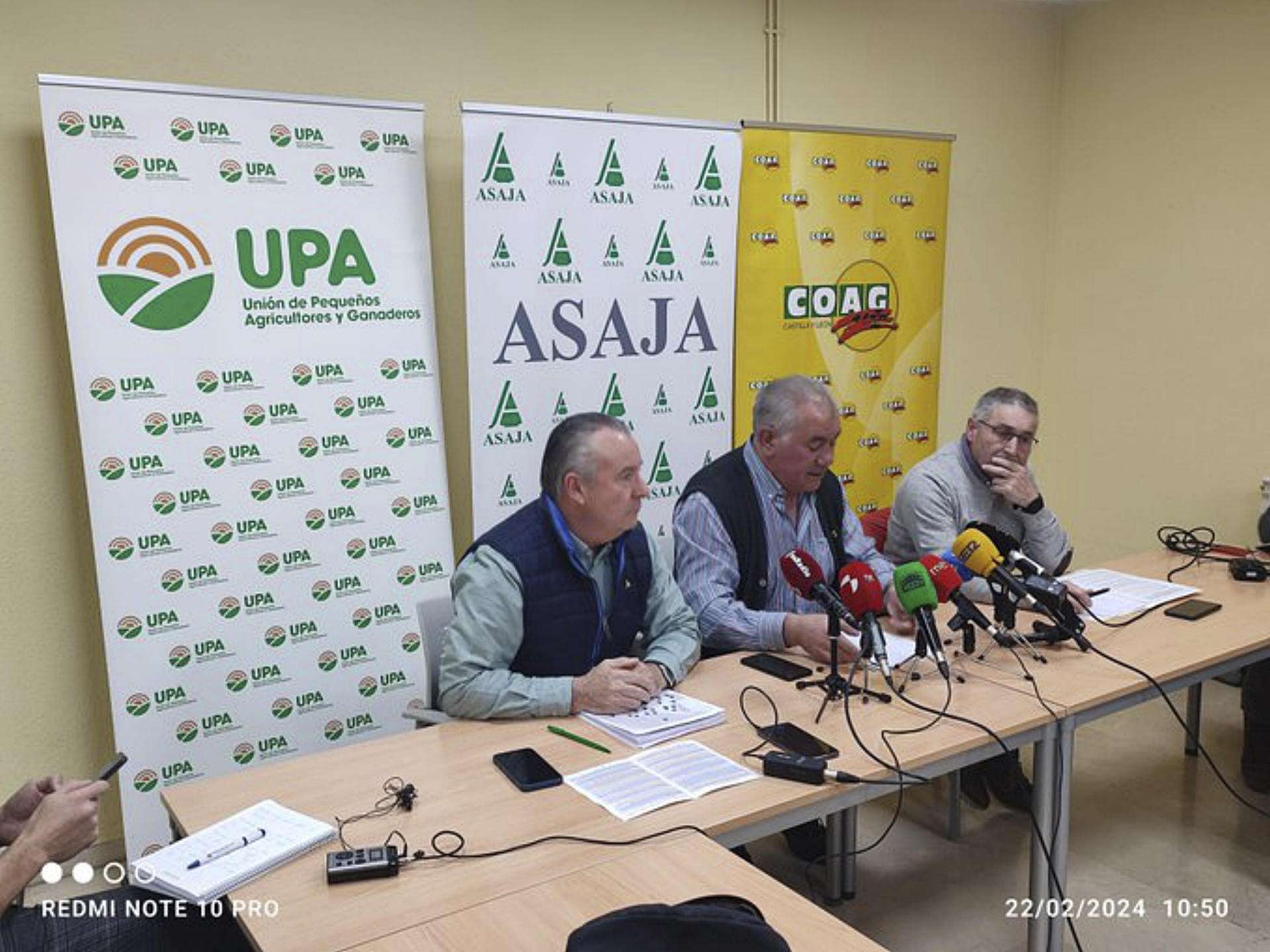 Rueda de prensa con los representantes de las asociaciones