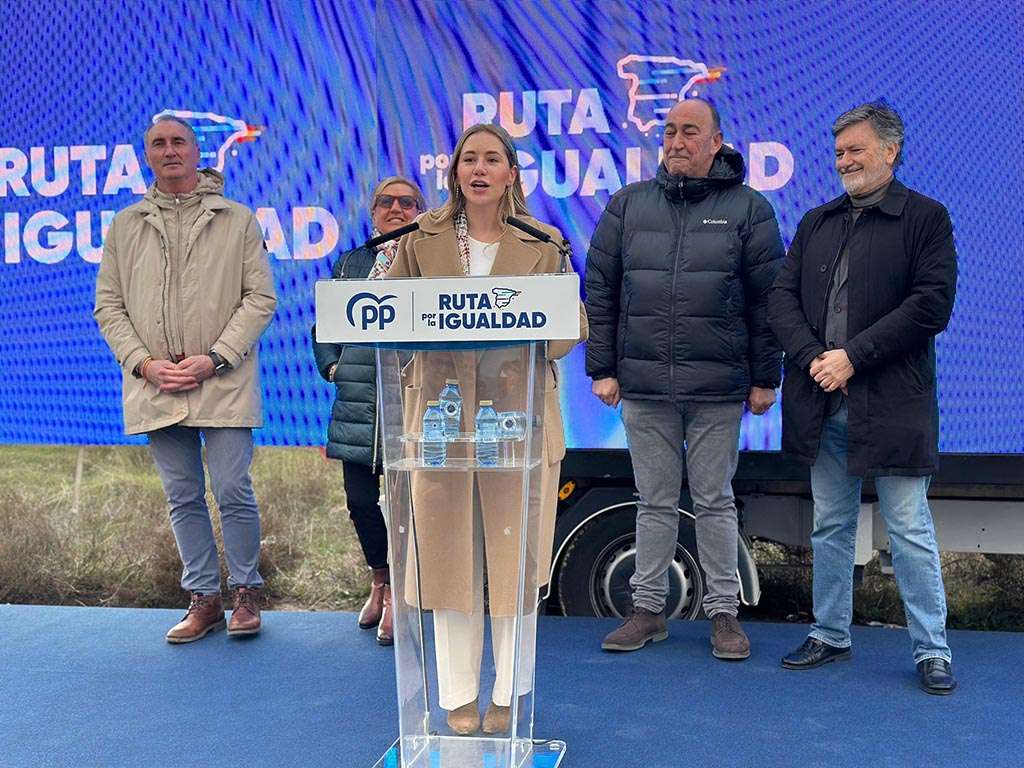 José Mazarías, Paloma Sanz, Noelia Núñez, Miguel Ángel de Vicente y Francisco Vázquez.
