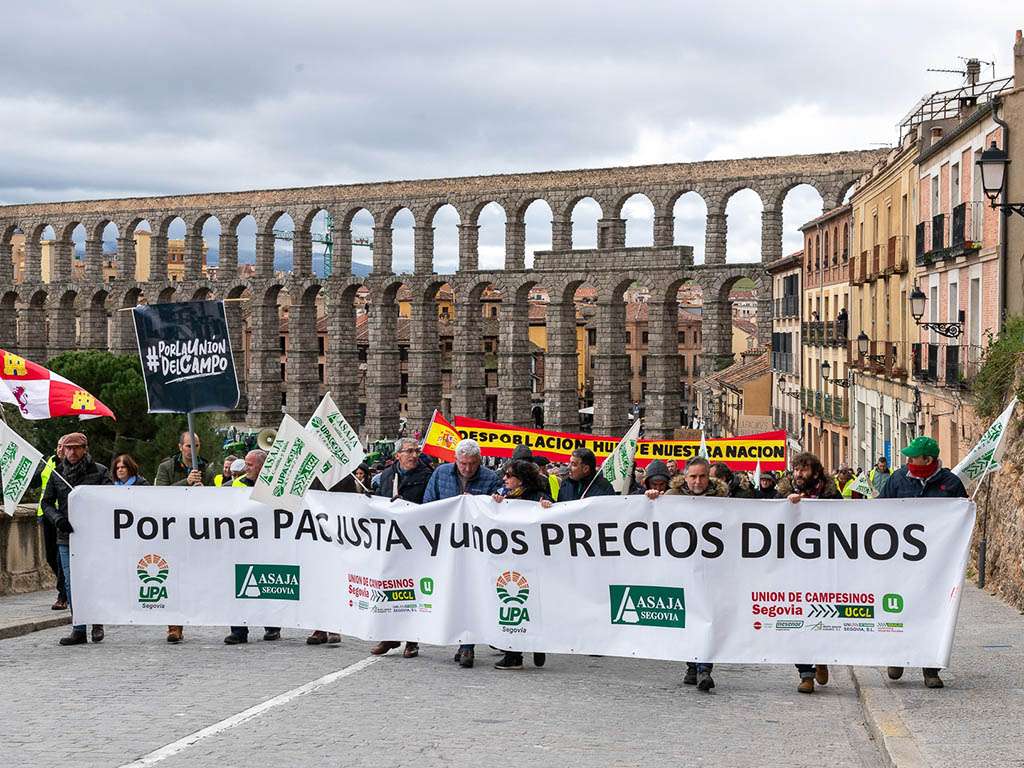 Manifestación Agricultores Segovia Luis Horcajada Manifestación Agricultores Segovia Luis Horcajada