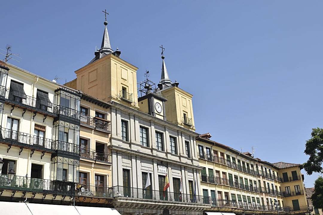 En caso de no recibir los impresos correspondientes, hay que personarse en las oficinas de recaudación del Ayuntamiento