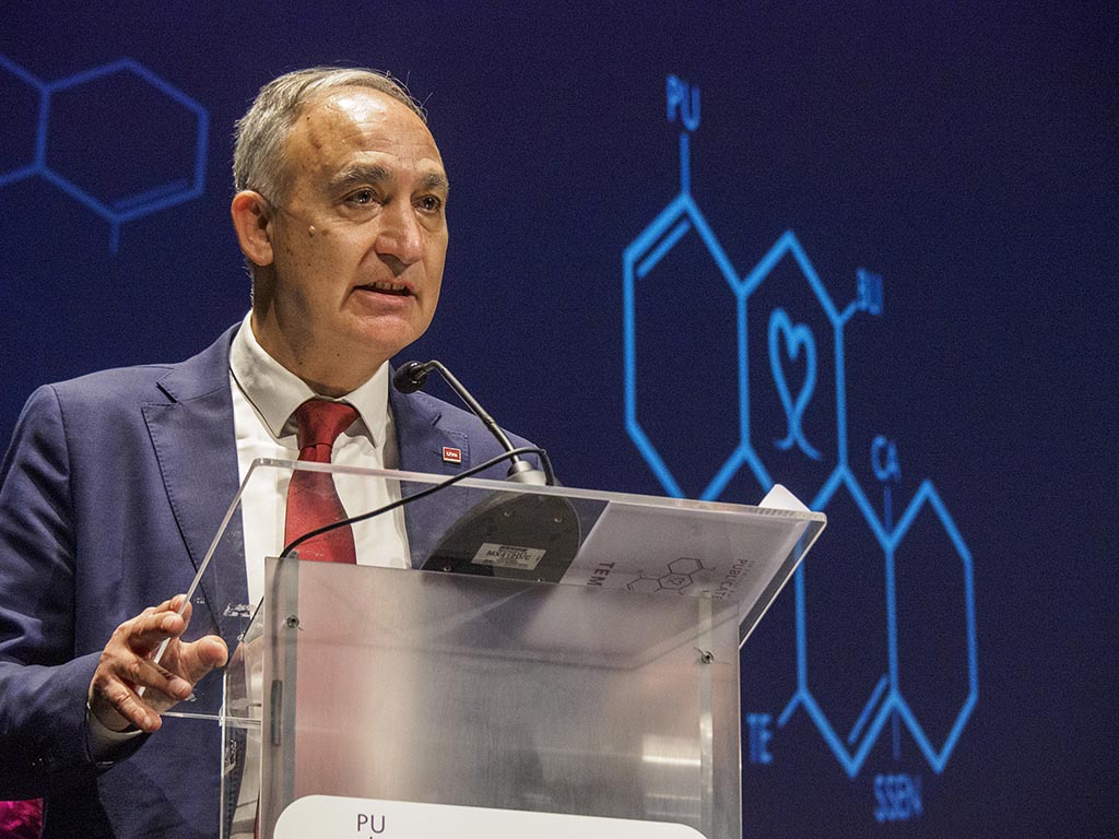 El rector de la Universidad de Valladolid (UVA), Antonio Largo. / KAMARERO