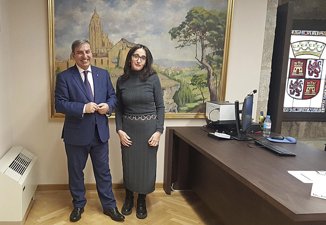 El delegado territorial y la alcaldesa de Boceguillas1