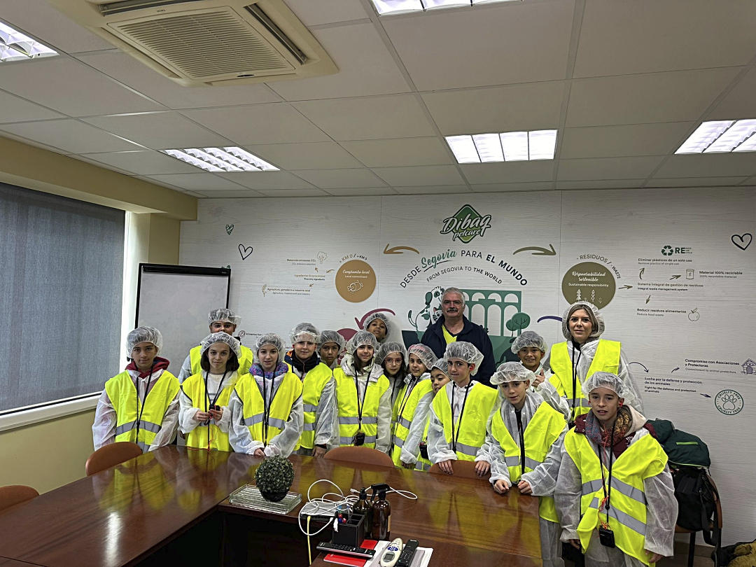 Foto visita Grupo Tejedor Lázaro